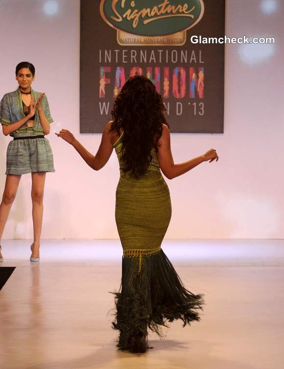 Sonam Kapoor Pics Mark Fast SIFW 2013