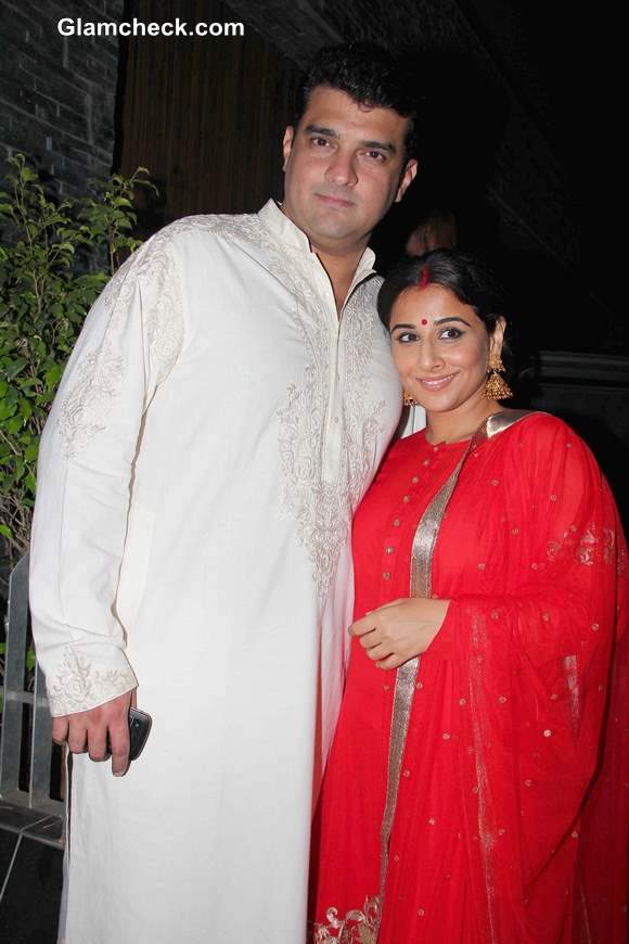 Vidya Balan with Siddharth Roy Kapur  at Aamir Khan Diwali Party