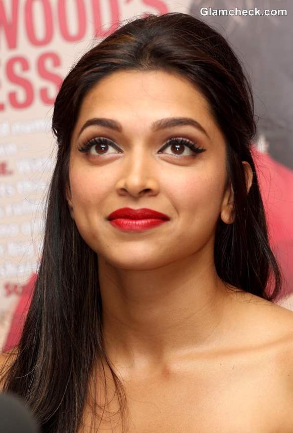 Deepika Padukone makeup 2013