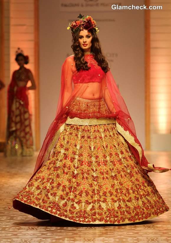 Evelyn Sharma for Falguni and Shane Peacock at Aamby Valley IBFW 2013 Mumbai