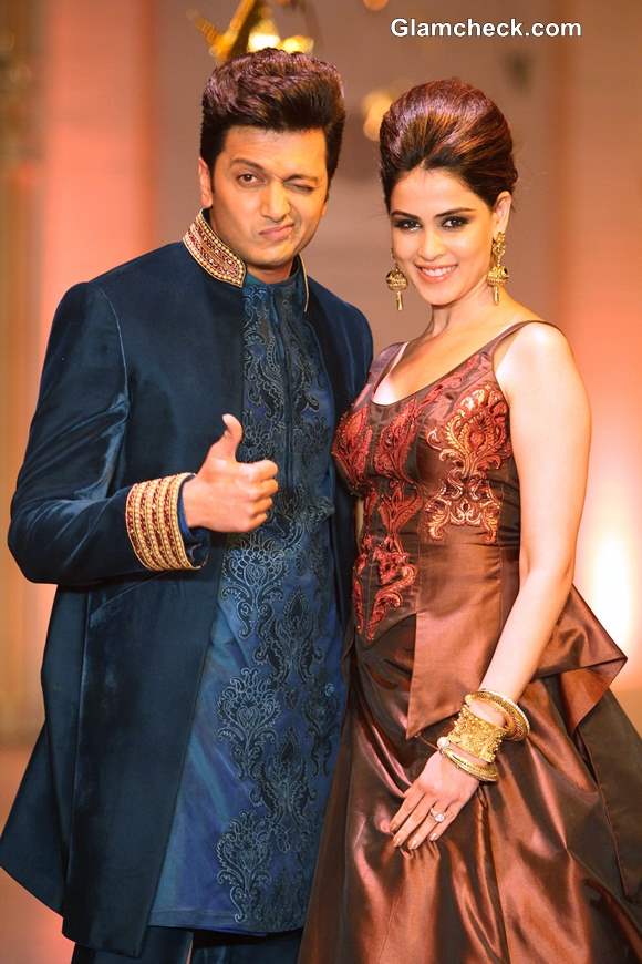 Genelia and Riteish IBFW 2013 Mumbai