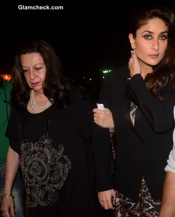 Kareena Kapoor with her mother and actor Babita