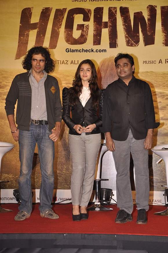 Alia Bhatt Turns Singer for Highway