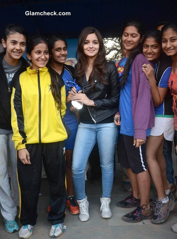 Alia Bhatt at Mumbai School Prize Distribution Ceremony