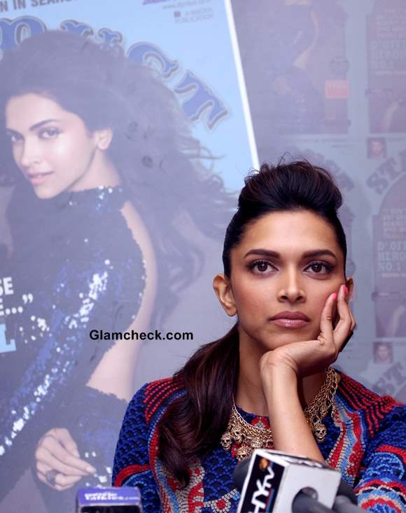 Deepika Padukone at the launch of Stardust cover January 2014 issue Pictures