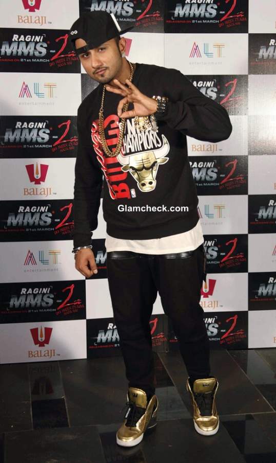 Honey Singh Shoots Chaar Bottle Vodka for Ragini MMS 2