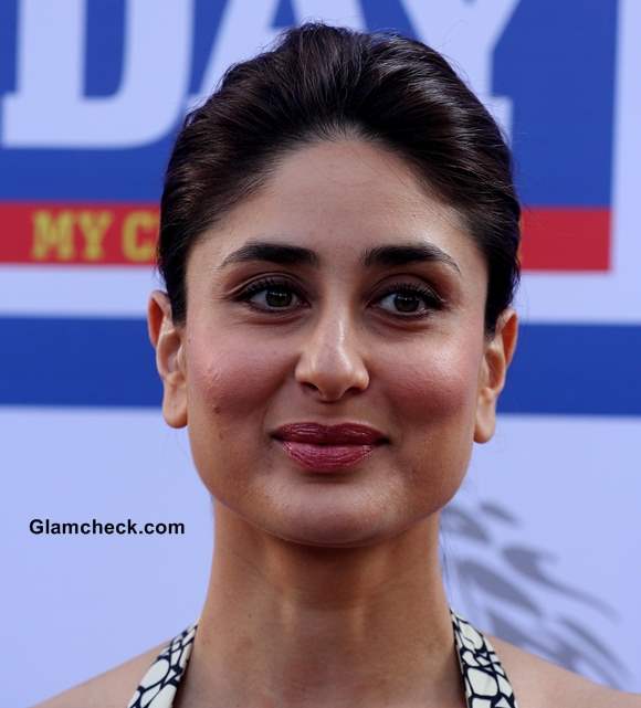 Kareena Kapoor at Midday Trophy 2014