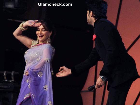 Madhuri Dixit performs at Umang 2014