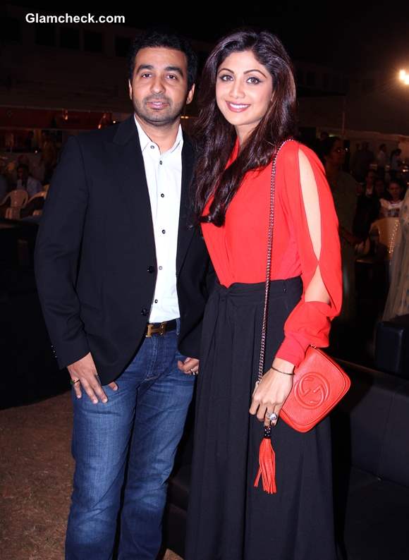 Raj Kundra Cooks Chicken Tikka for Shilpa Shetty at Worli Festival 2014