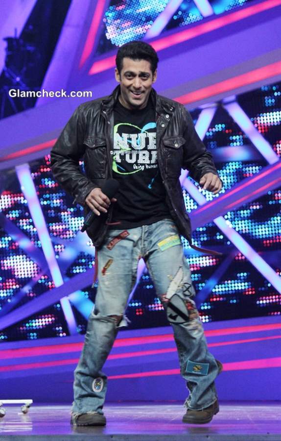 Salman Khan Promotes Jai Ho Nach Baliye 6