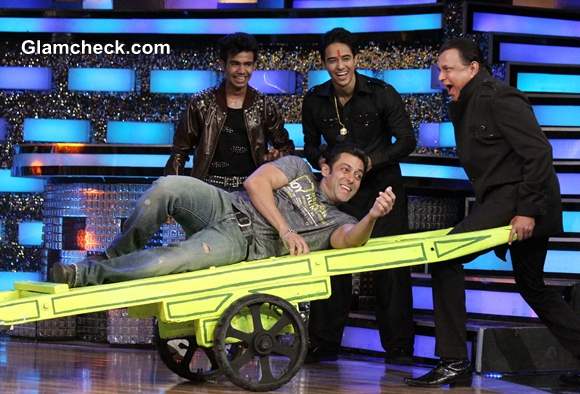 Salman Khan Promotes Jai Ho on Dance India Dance