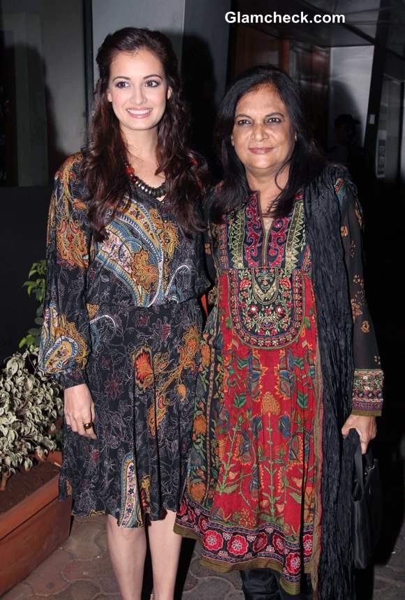 Dia Mirza with mother Deepa Mirza during