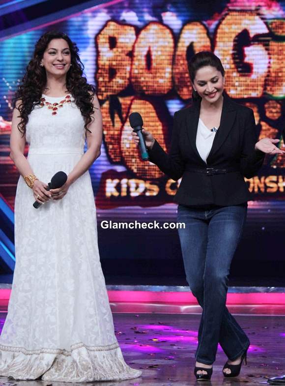 Juhi and Madhuri Hit the Sets of Boogie Woogie