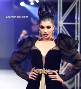 Kingfisher Ultra Bengal Fashion Week 2014 Jaya Mishra Gaja Gamini Collection