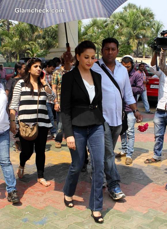 Madhuri Dixit Promotes Gulaab Gang at Boogie Woogie