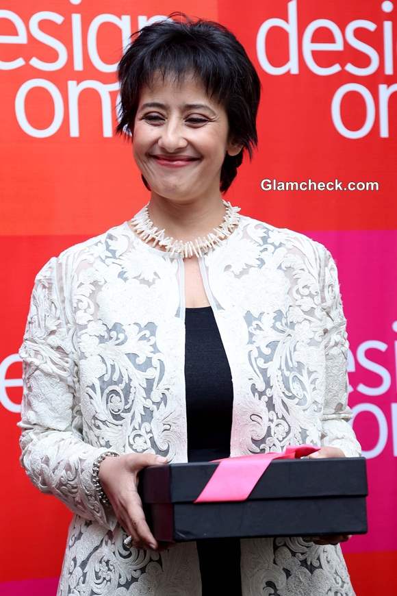 Manisha Koirala Xxxvidieo - Manisha Koirala Unveils Mastectomy Blouse at Design One 2014 â€” Indian  Fashion