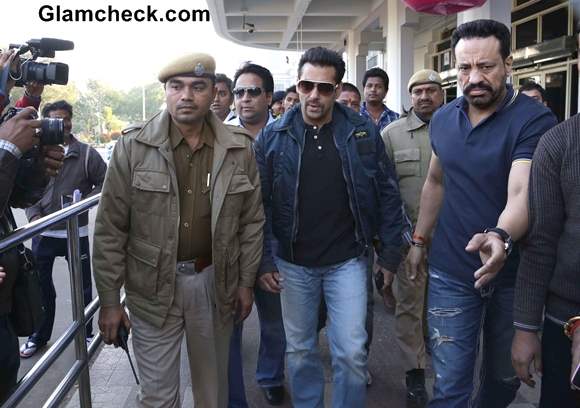 Salman Khan Appears in Jodhpur Court for Blackbuck Case Hearing 2014