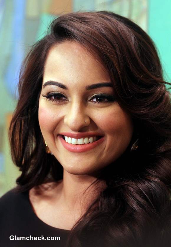 Sonakshi Sinha 2014 latest pics