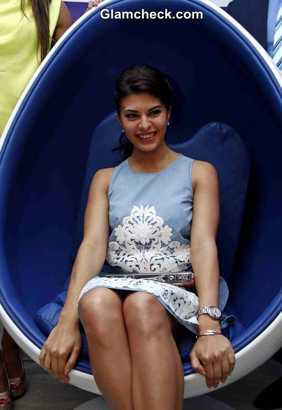 Jacqueline Fernandez 2014 at SmileBar Inauguration