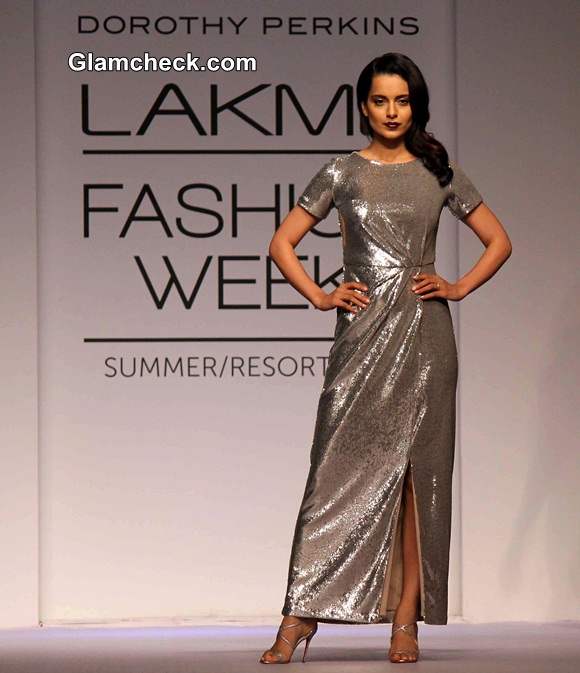 Kangana Ranaut Walks the Ramp for Jabong at LFW S-R 2014