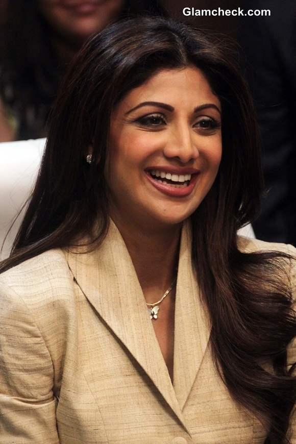 Shilpa Shetty Joins the Gold Rush with Her Very Own Satyug Gold — Indian  Fashion