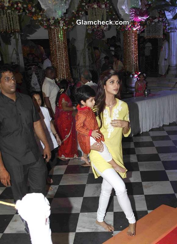 Shilpa Shetty and son Viaan Visit ISKCON on Ram Navami