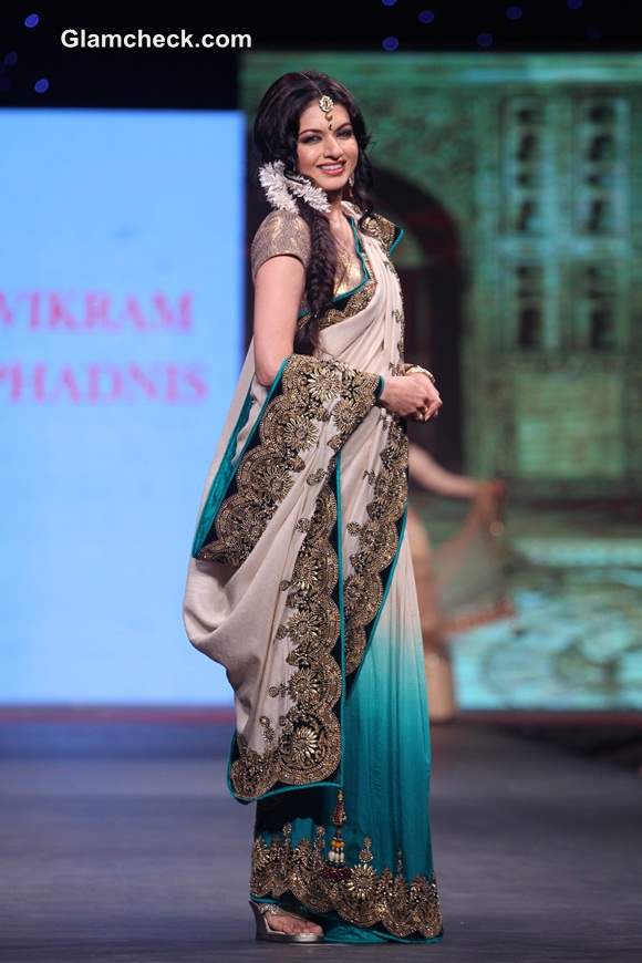 Bhagyashree in Beige Blue Vikram Phadnis Sari