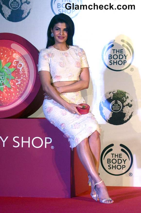 Jacqueline Fernandez in Drashta Outfit at Body Shop Event