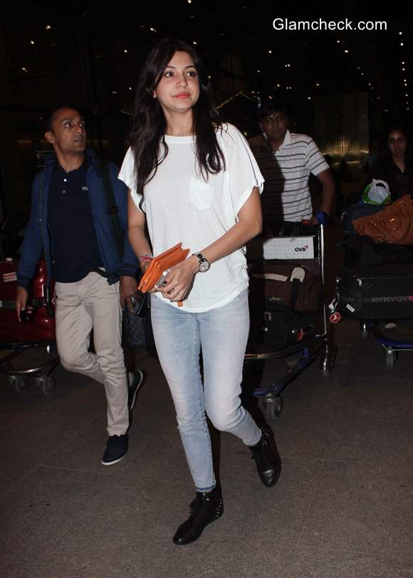 Anushka Sharma in Casual Get-up at Airport