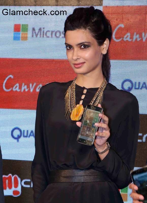 Diana Penty Launches Micromax Windows Phones