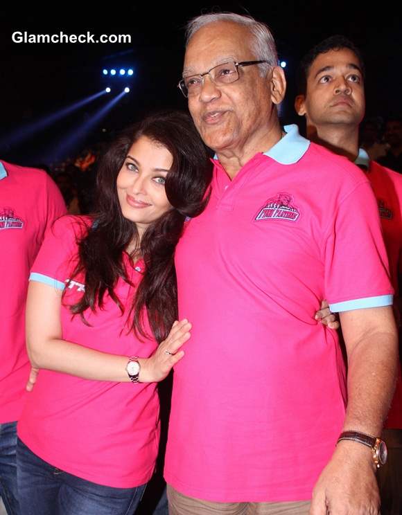 Aishwarya Rai with her father Krishnaraj