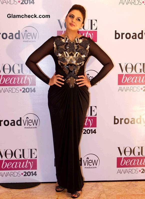 Huma Qureshi 2014 at Vogue Beauty Awards