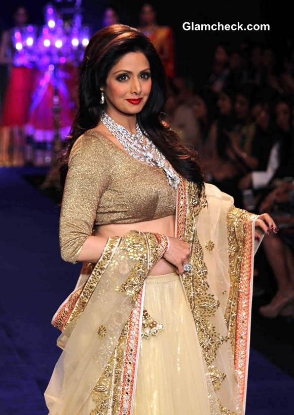 IIJW 2014 Sridevi for Golecha Jewels