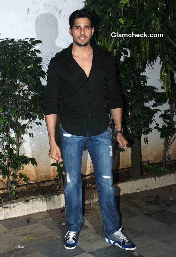 Sidharth Malhotra 2014 at  Ek Villain Success Party