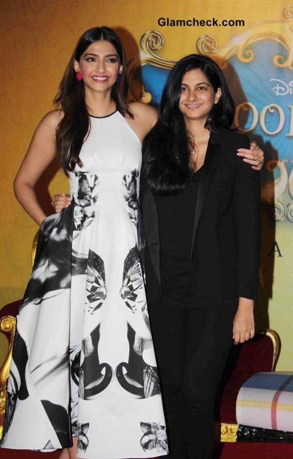 Sonam and Reha Kapoor