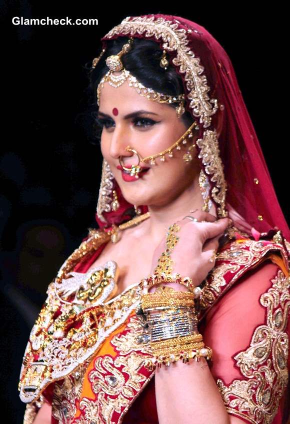 Zarine Khan 2014