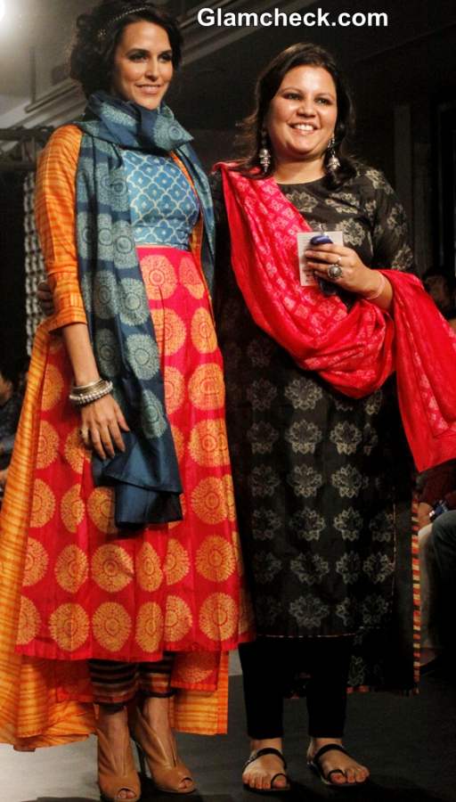 Neha Dhupia Show-stopper for Swati Vijaivargie at LFW Winter-Festive 2014
