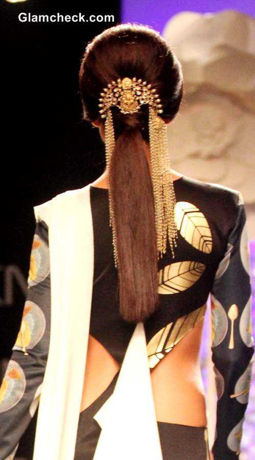 Shilpa Shetty ponytail Hairstyle 2014