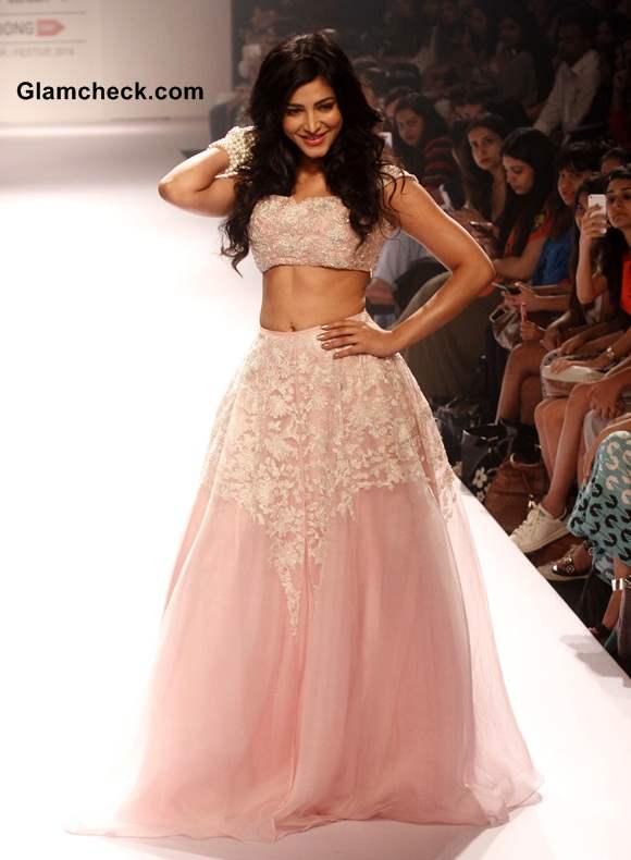 Shruti Haasan for Shehla Khan at LFW Winter Festive 2014