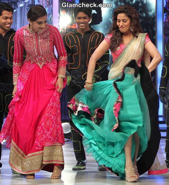 Madhuri and Sonam Jhalak Dikhla Jaa Khoobsurat Promotions