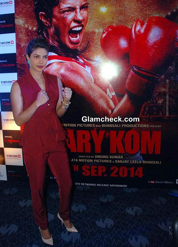 Priyanka Chopras Look during Mary Kom Promotions in Lucknow