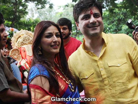 Sonali Bendre with husband Goldie Behl