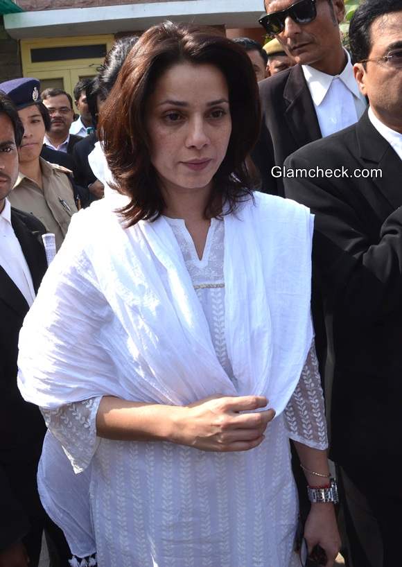 Neelam at a district court for the hearing of Black Buck case in Jodhpur