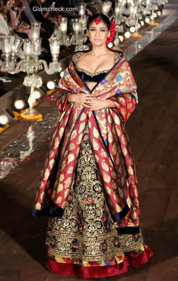 Rohit Bal Gulbagh Collection at Wills India Fashion Week 2014