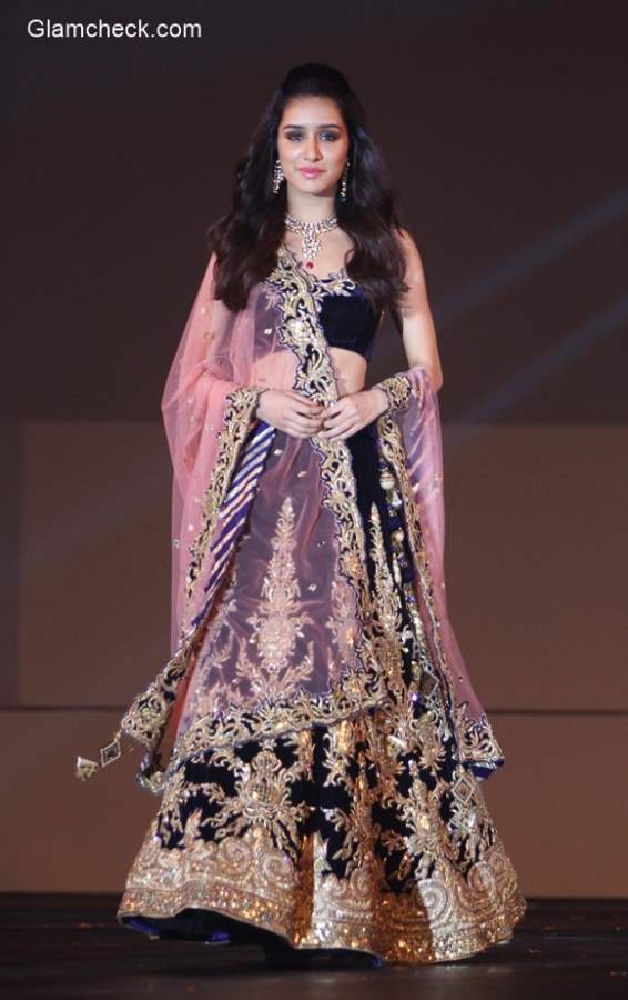 Shradda Kapoor at the IBJA fashion show in Archana Kochhar and Gitanjali jewelleries