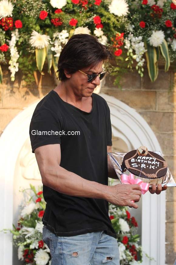 Sharukh Khan Celebrates 49th birthday