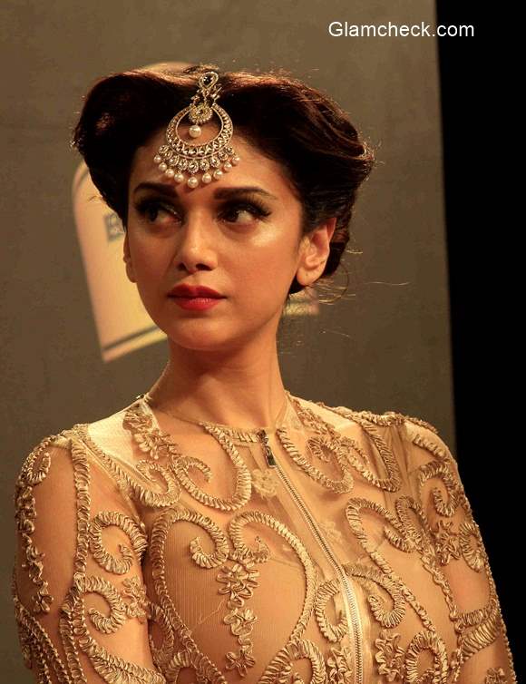 Aditi Rao Hydari 2014 Blenders Pride Fashion Tour