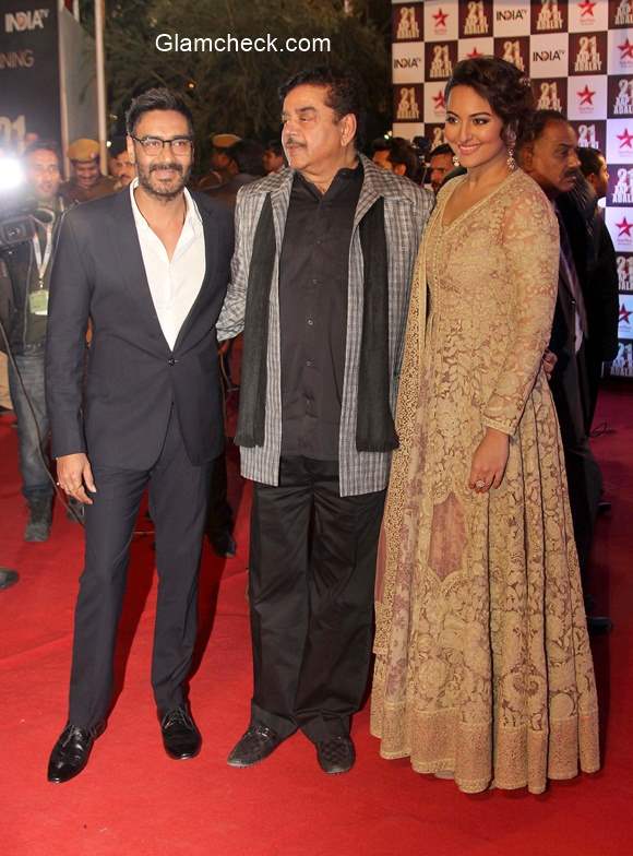 Ajay Devgan Shatrugan Sinha and Sonakshi Sinha