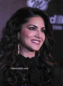 Sunny Leone 2014 at grand finale of Adiction Deo contest
