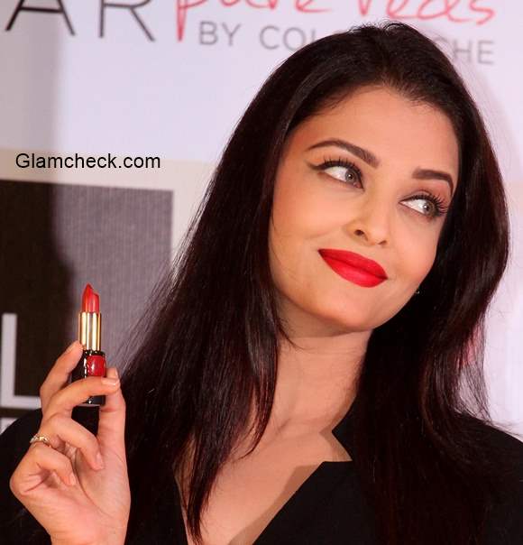 Aishwarya Rai Bachchan Launches Moist Matte Collection Pure Reds lipsticks by LOreal Paris pis